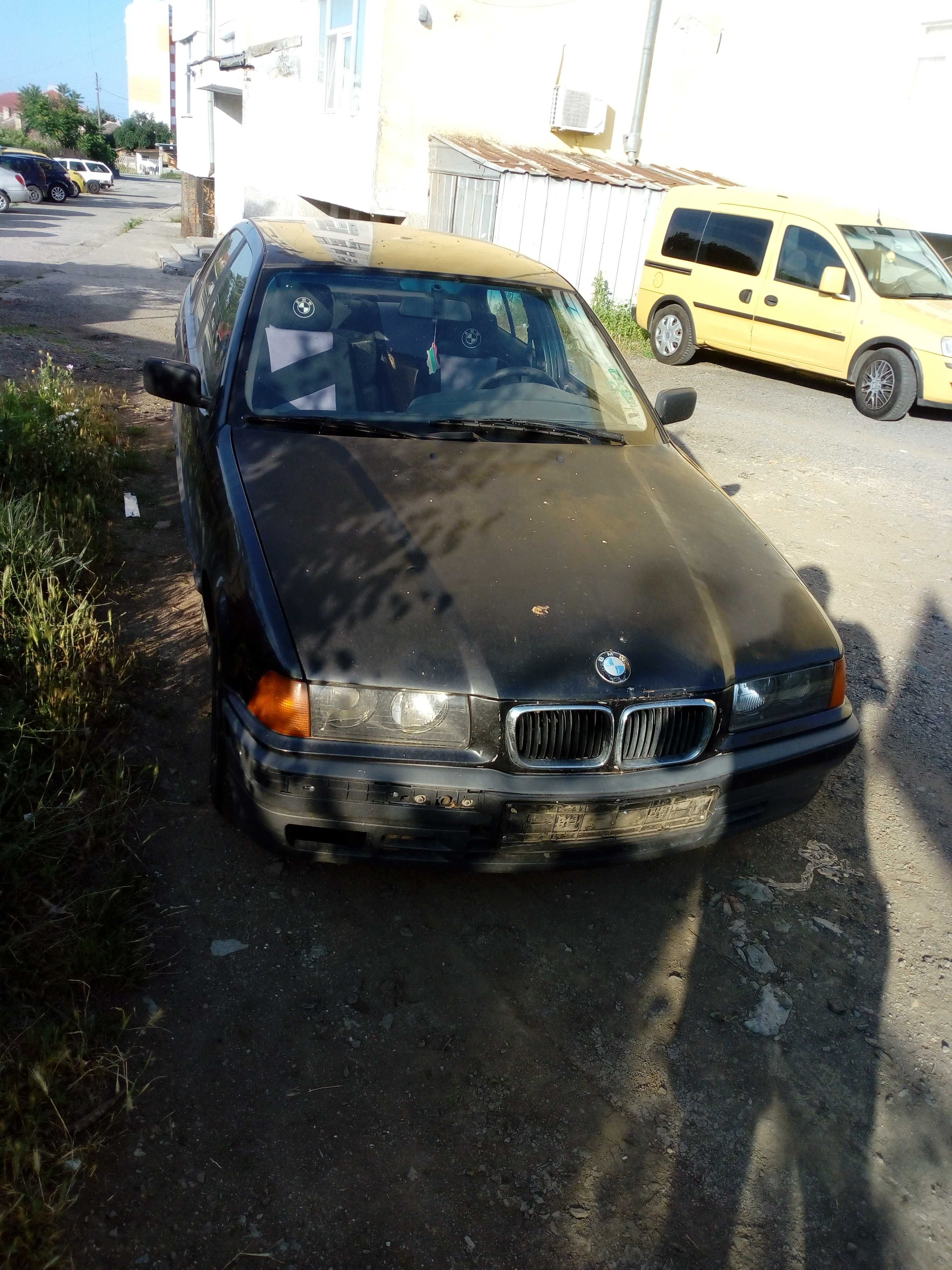 BMW E36 На части.