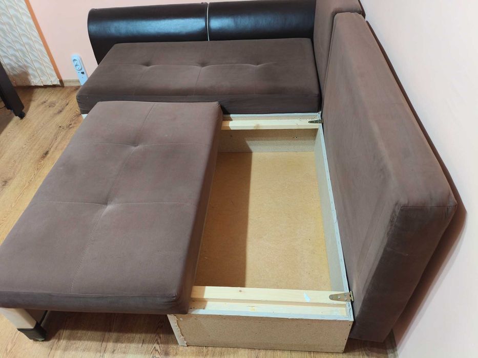 Разтегаем диван за хол