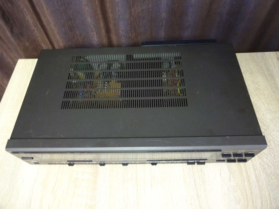 Amplificator-receiver Dual CR 1320