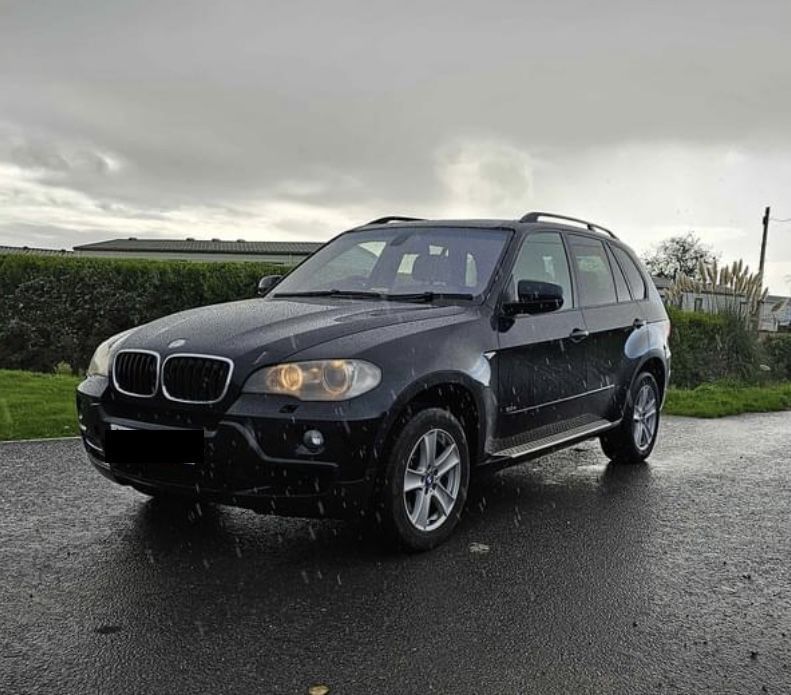 DEZMEMBREZ Piese Auto Bmw X5 E70 Motor 3.0 Diesel Cod  M57 M57TUE2 euro 4 Cutie de Viteze Automata 6HP28X 2006-2012 Capota Bara fata completa Far KIT INJECTIE injector Pompa inalte turbina Compresor AC cutie transfer cardan