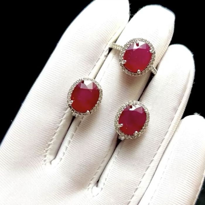 Комплект с крупными натуральными Рубинами 11 мм