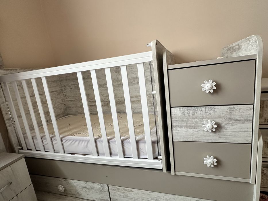 Кошара/ Трансформиращо се легло+матрак Pierre Cardin