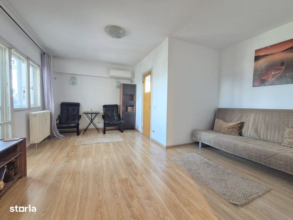 Calea Vitan, stradal, Auchan