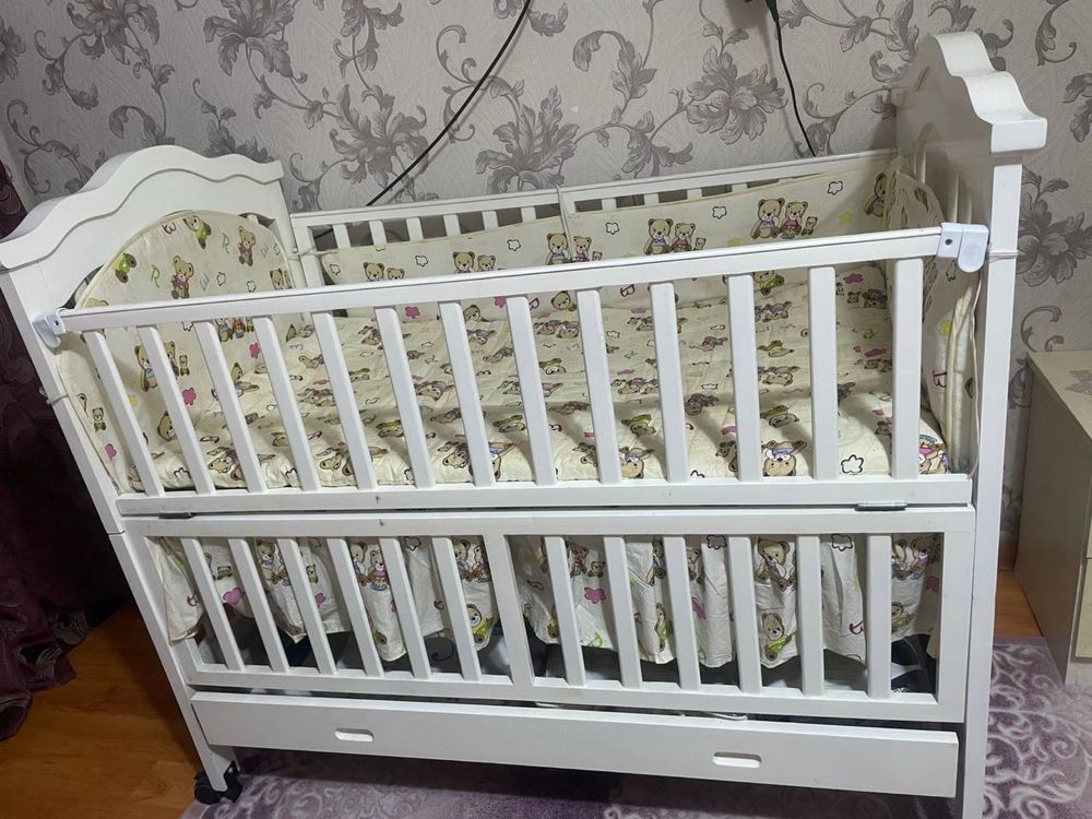 продается детская кровать