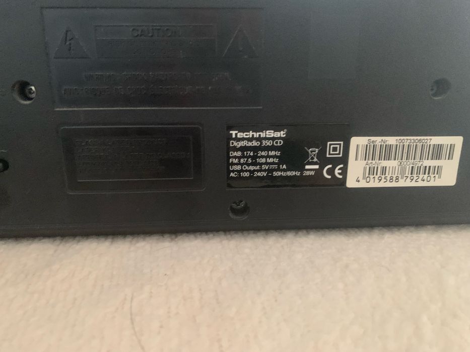 De vânzare radio TechniSat