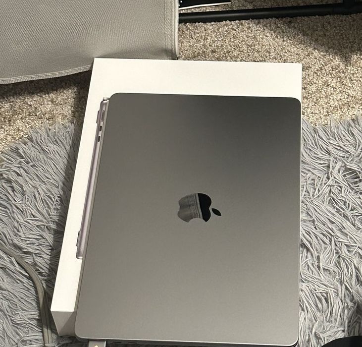 Macbook 13 2022 m2