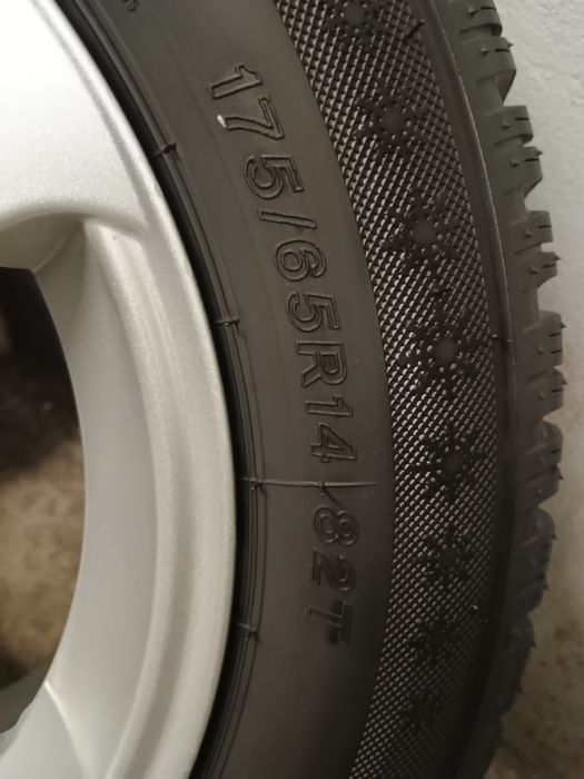 Зимни гуми Dot 24 175/65/14 с джанти