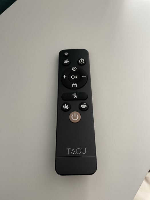 Semineu electric TAGU Helmi, cu focar electric inclus