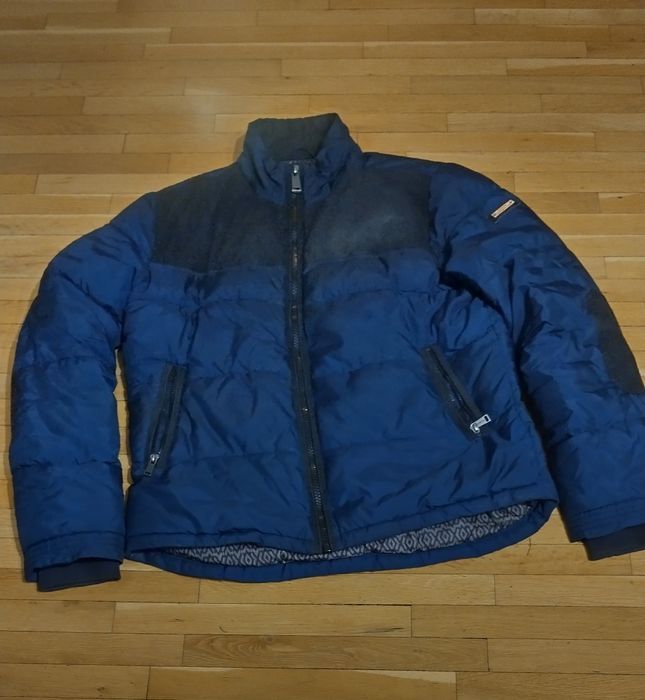 Яке GUESS XL Използвано