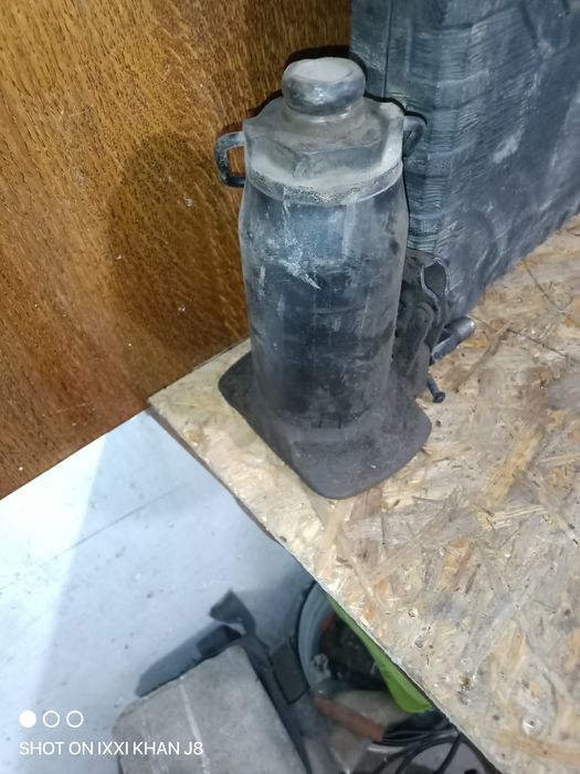 Домкрат гидравлический