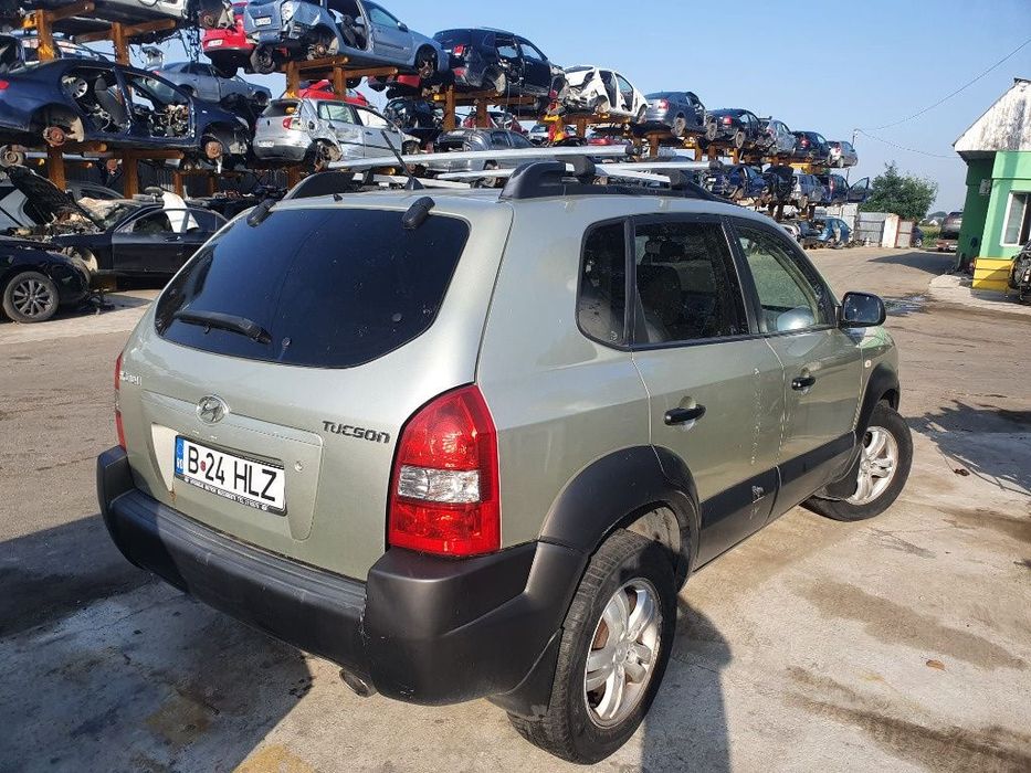 diferential grup fata spate cardan cutie de viteze manuala  transfer Hyundai Tucson motor 2.0 benzina G4GC  Dezmembrez