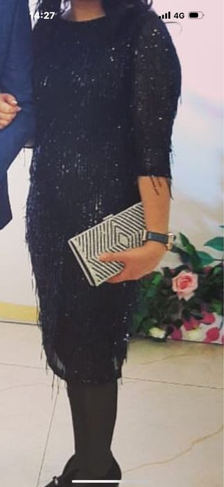 Продам платья в хорошем состоянии и брючный костюм