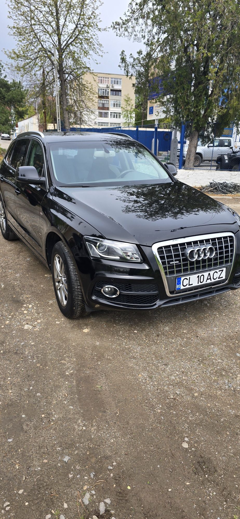 Audi Q5 2.0 tdi 170 cp