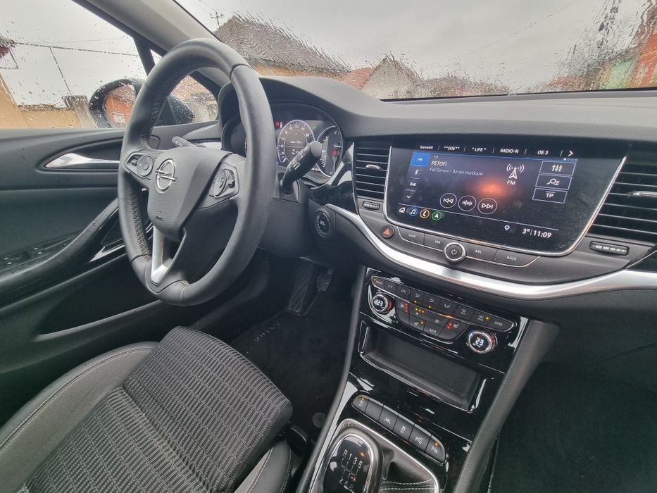 Opel astra k 1.5 d 122 cp  54000 km bi xenon led matrix Nav