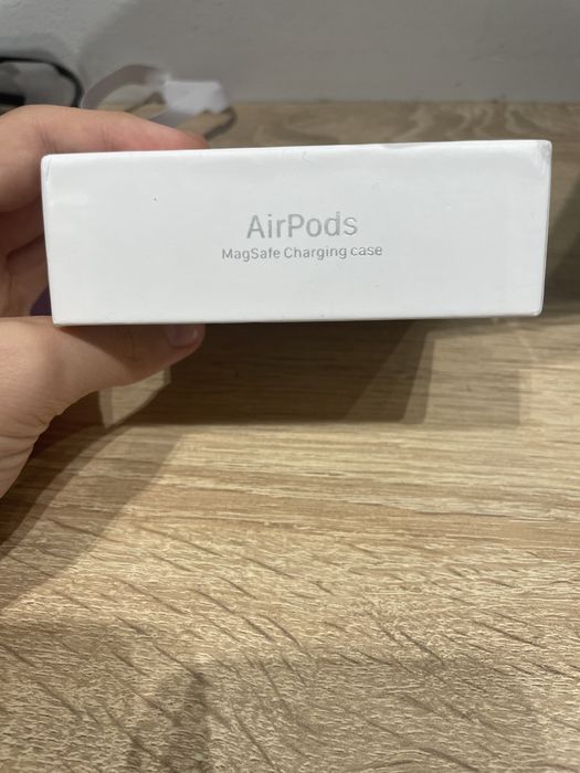 Casti Apple AirPods 3 (3rd generation) cu MagSafe Charging