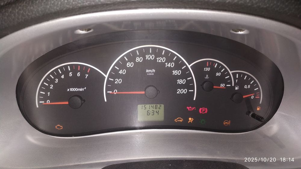 Приора 2011год. 1.6 мотор