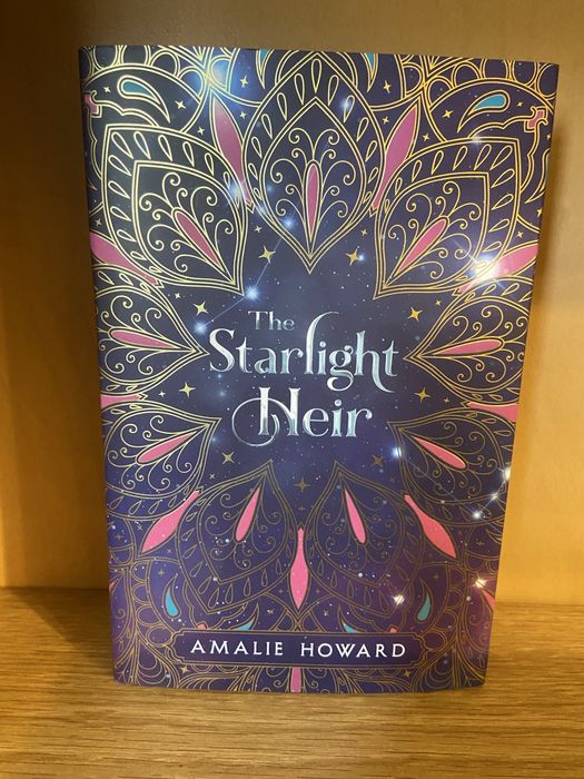 Книги специални издания на Fairyloot, Illumicrate