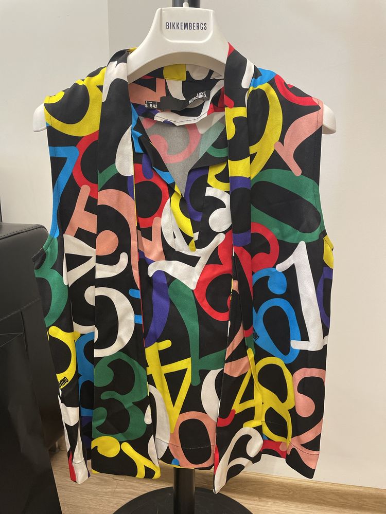 Дамски топ Moschino - 2 броя