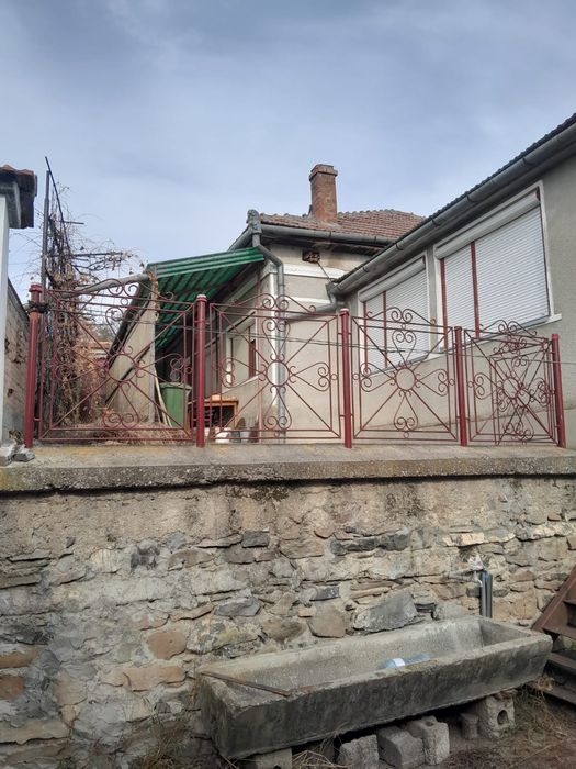 Vând casă în rupea