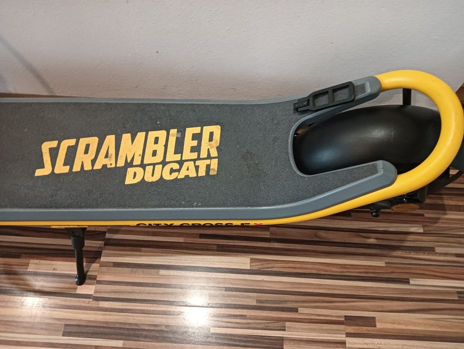 Trotineta electrică Ducati 1500