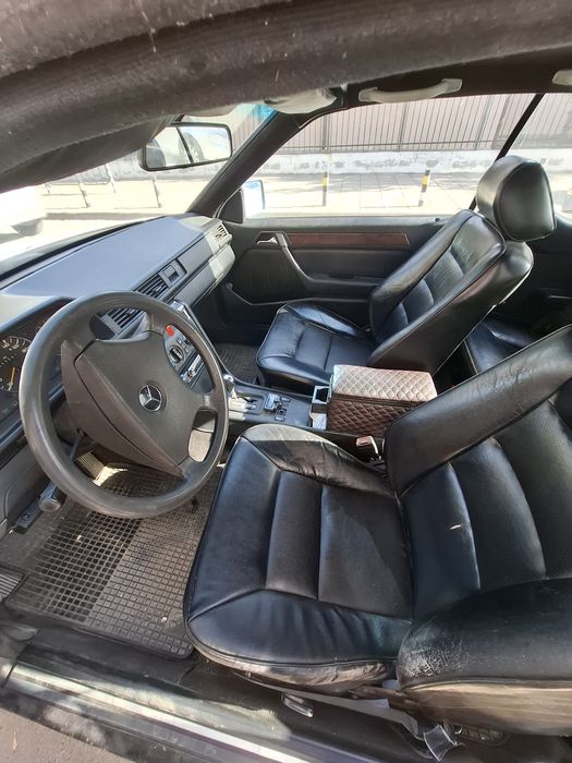 Mercedes 230 СЕ.