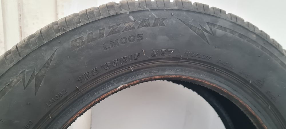 Зимни гуми Bridgestone Blizzak 185/ 65 R15