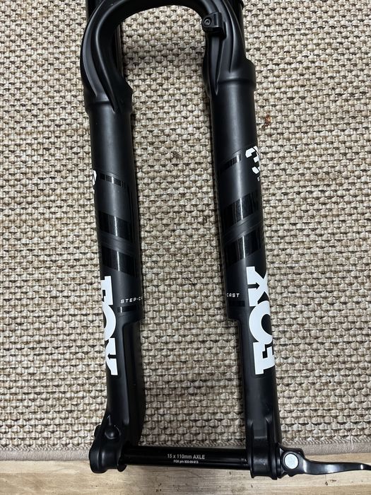 Furca FOX step cast 32 100mm