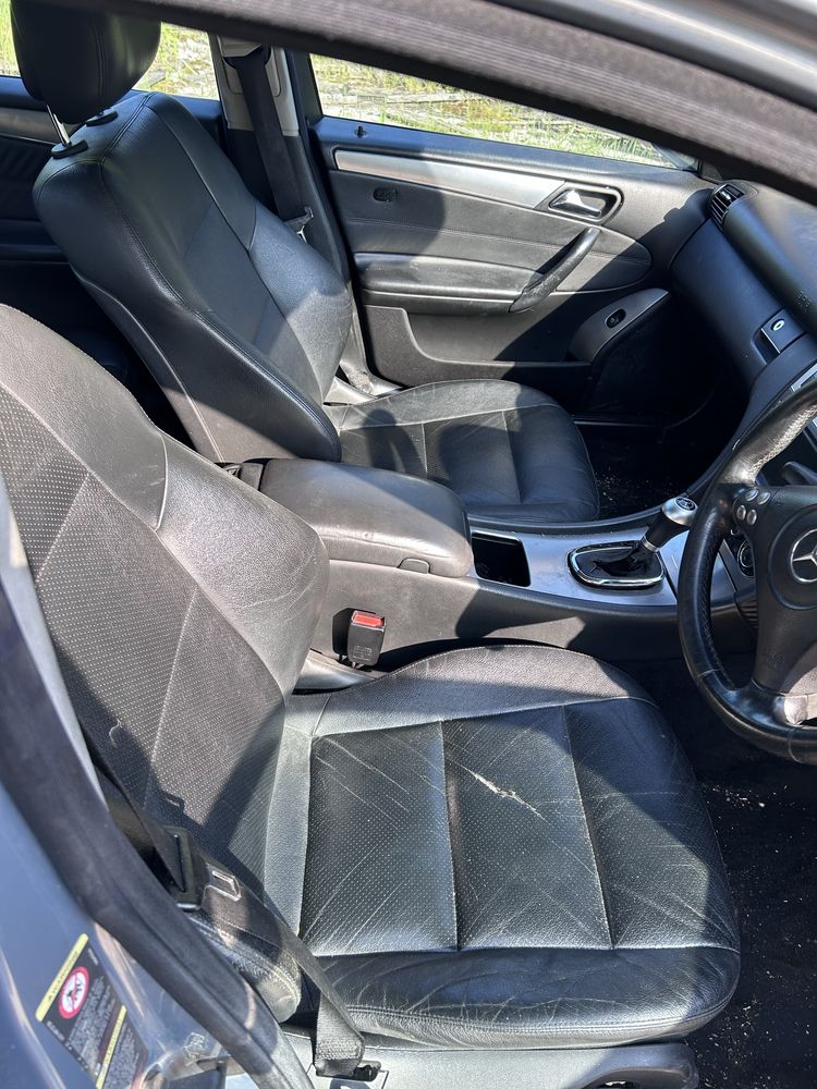 Mercedes c class 2.2 navigatie volan capota usa interior bara haion