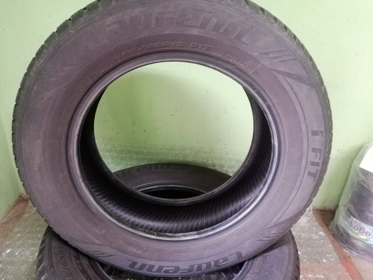 Зимни гуми Laufenn 195/65/15 2бр.