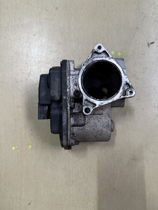 Egr audi a4 a5 a6 q5 vw passat golf skoda 2.0tdi cag cah cba cbb