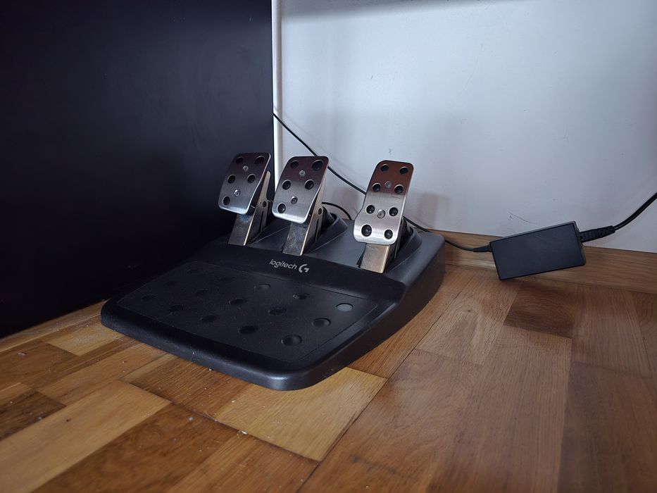 Volan Gaming Logitech G29 + Schimbator