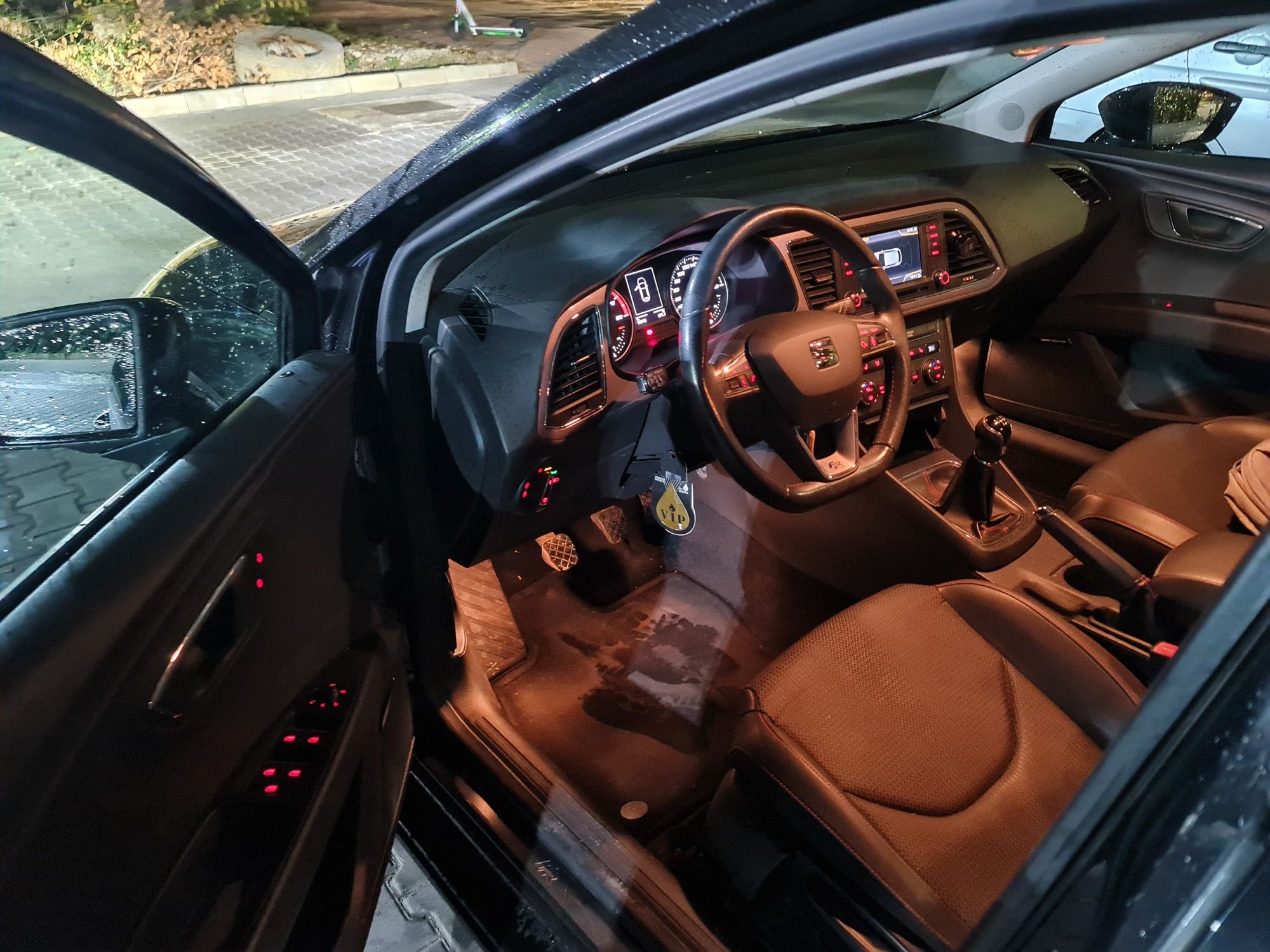 Seat Leon FR 1.4TSI 125CP, 96.000km, revizie totala motor distributie!