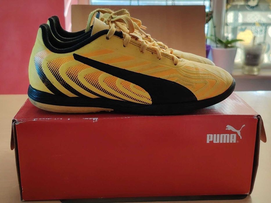 Puma футболни обувки 33 номер