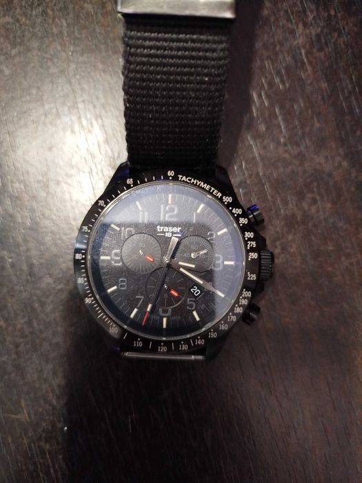 Vând ceas bărbatesc H3 P67 OFFICER CHRONO TRASER SWISS