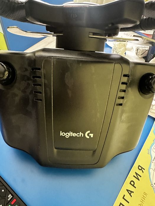 Logitech волан с педали