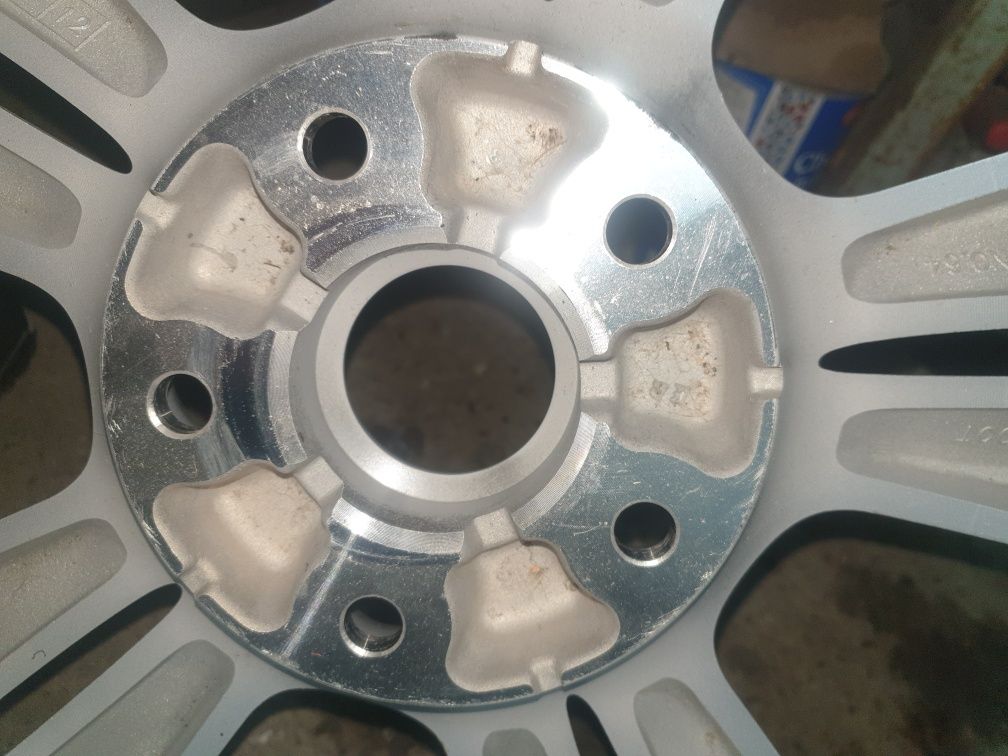 Janta aliaj R17 + Anvelopa 225/60 Hyundai