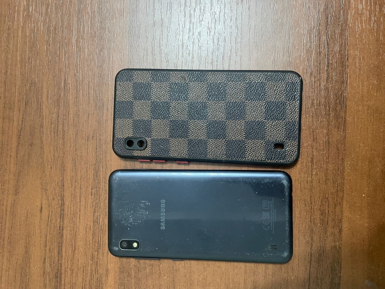 Samsung A10.    .