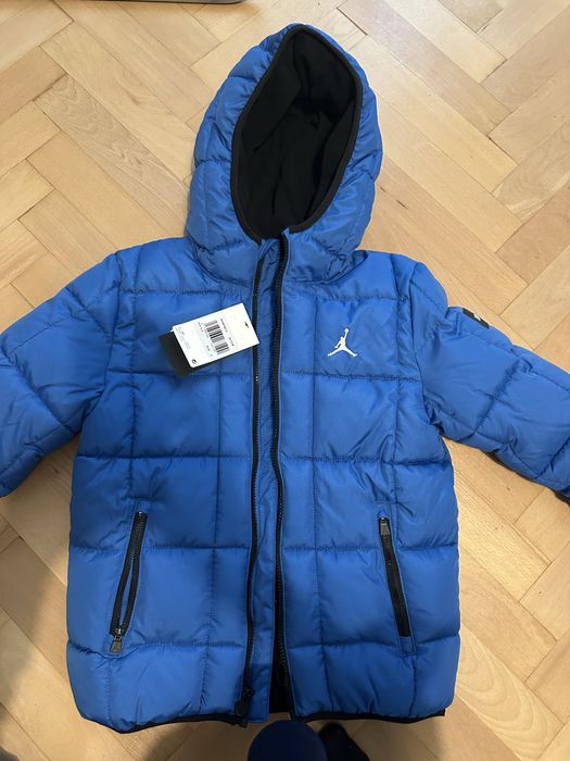 Geaca noua Jordan Nike