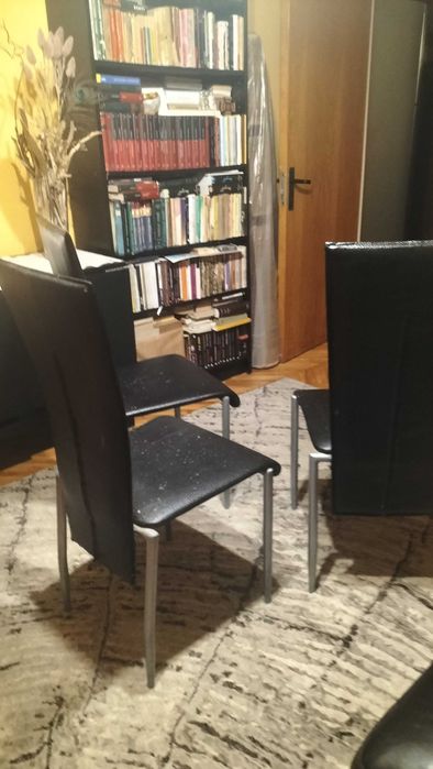 Set 3 scaune cu spatar husa neagra