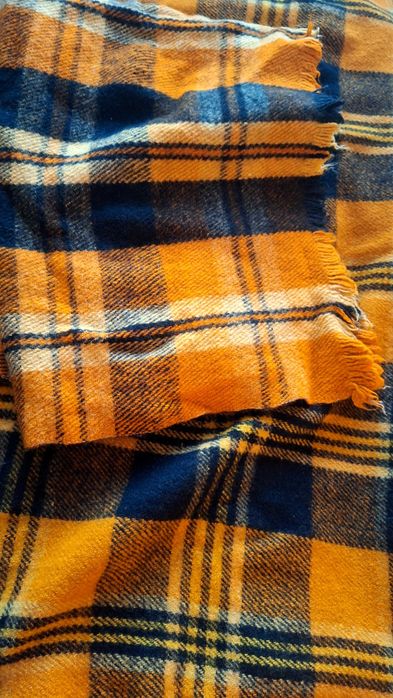 Вълнени родопски одеяла