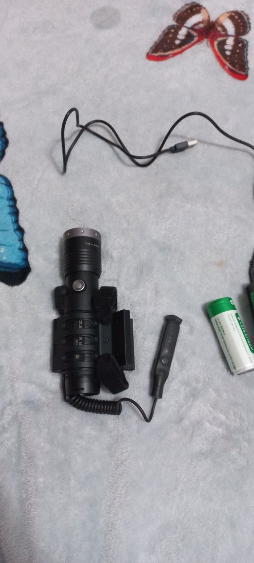 Led lenser MT14 Lanterna Vânătoare + accesorii