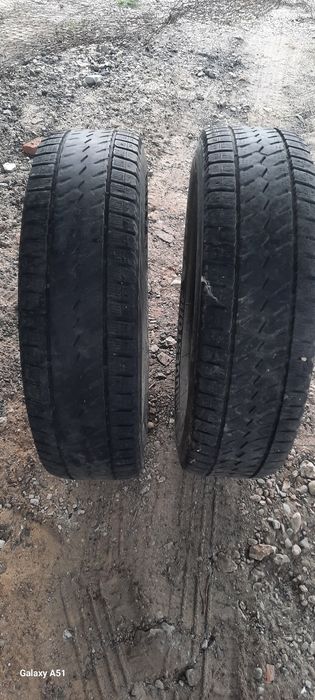 Продам шины две штуки 205 75 R16 по пять тысяч производство Турция зим
