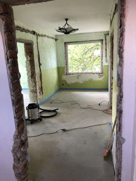 Къща Иваново с двор