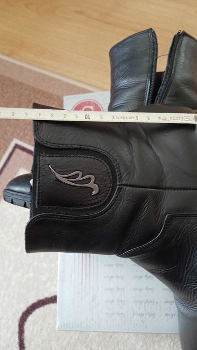 Боти естествена кожа