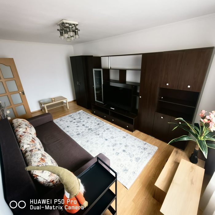 Apartament 2 camere de închiriat. Mobilat complet.