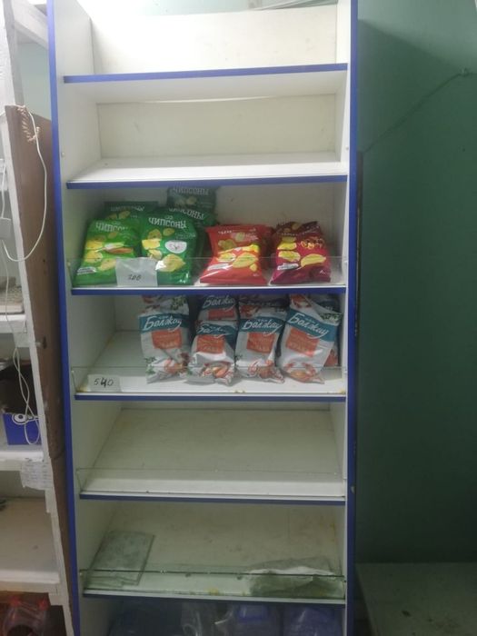 Продам стеллажи для магазина