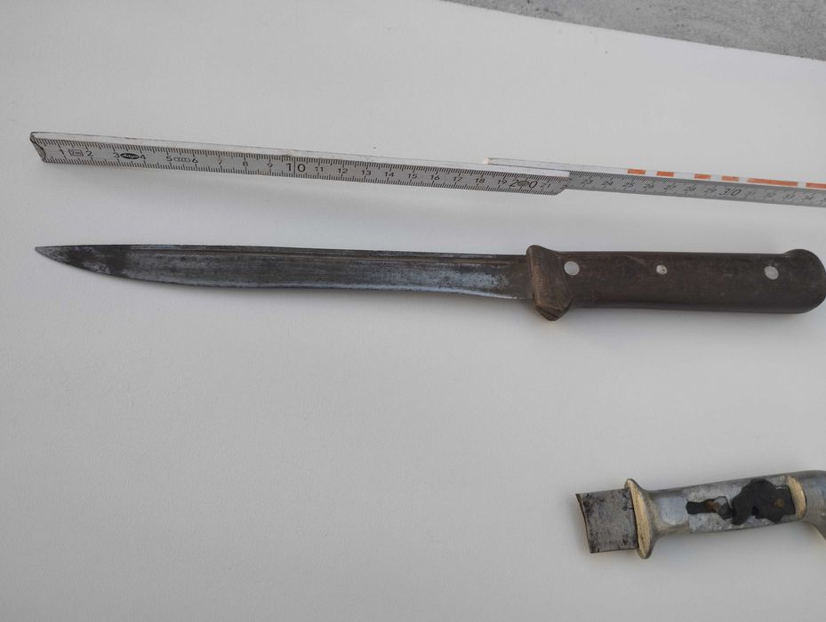 Нож . Ножчета . Ножки