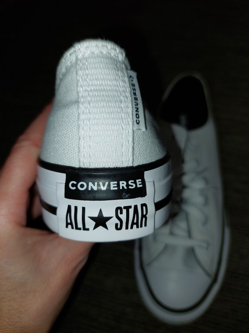 Нов  CONVERSE   дамски, два модела