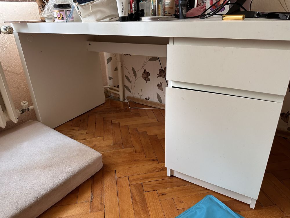 MALM бюро 140x65см, бяло Ikea