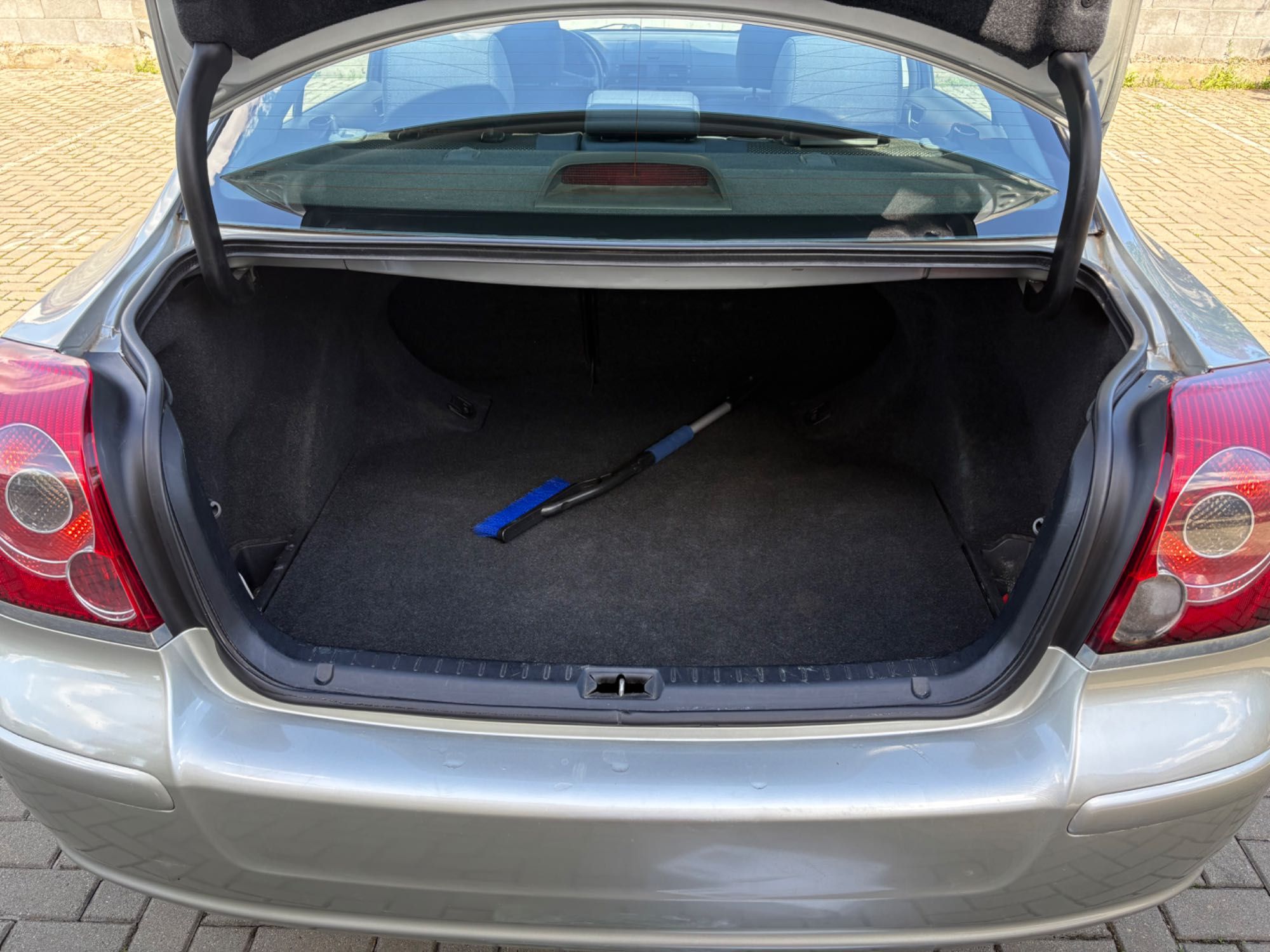 Toyota Avensis 1.8 VVT-i